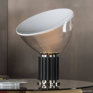 FLOS Taccia malý – LED stolní lampa, černá