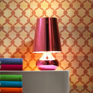 Kartell Cindy LED stolní lampa, růžová metalíza