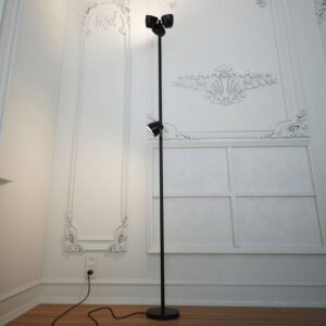 LED stojací lampa Trio 4 zdroje čtecí světlo černá